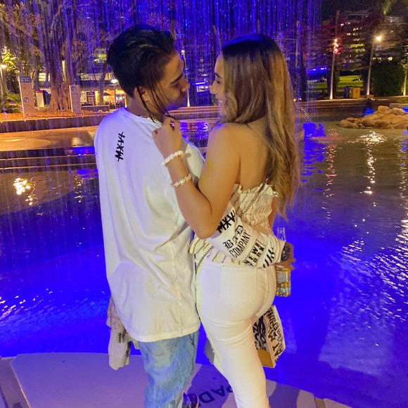 Meet your Posher, Kaiaras - Picture 1 of 1